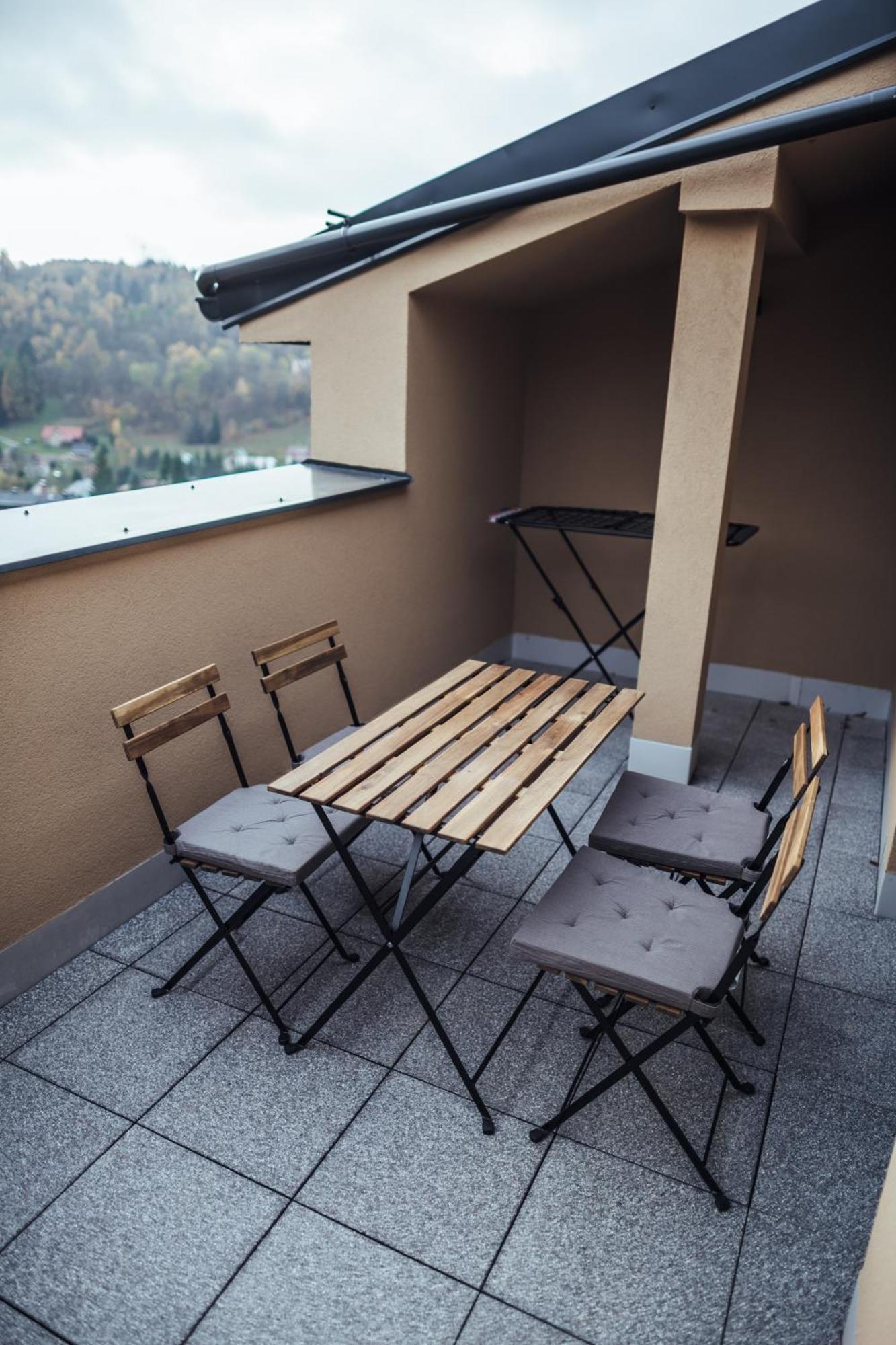 Lucni Dobromysl A Laskavec Černý Důl